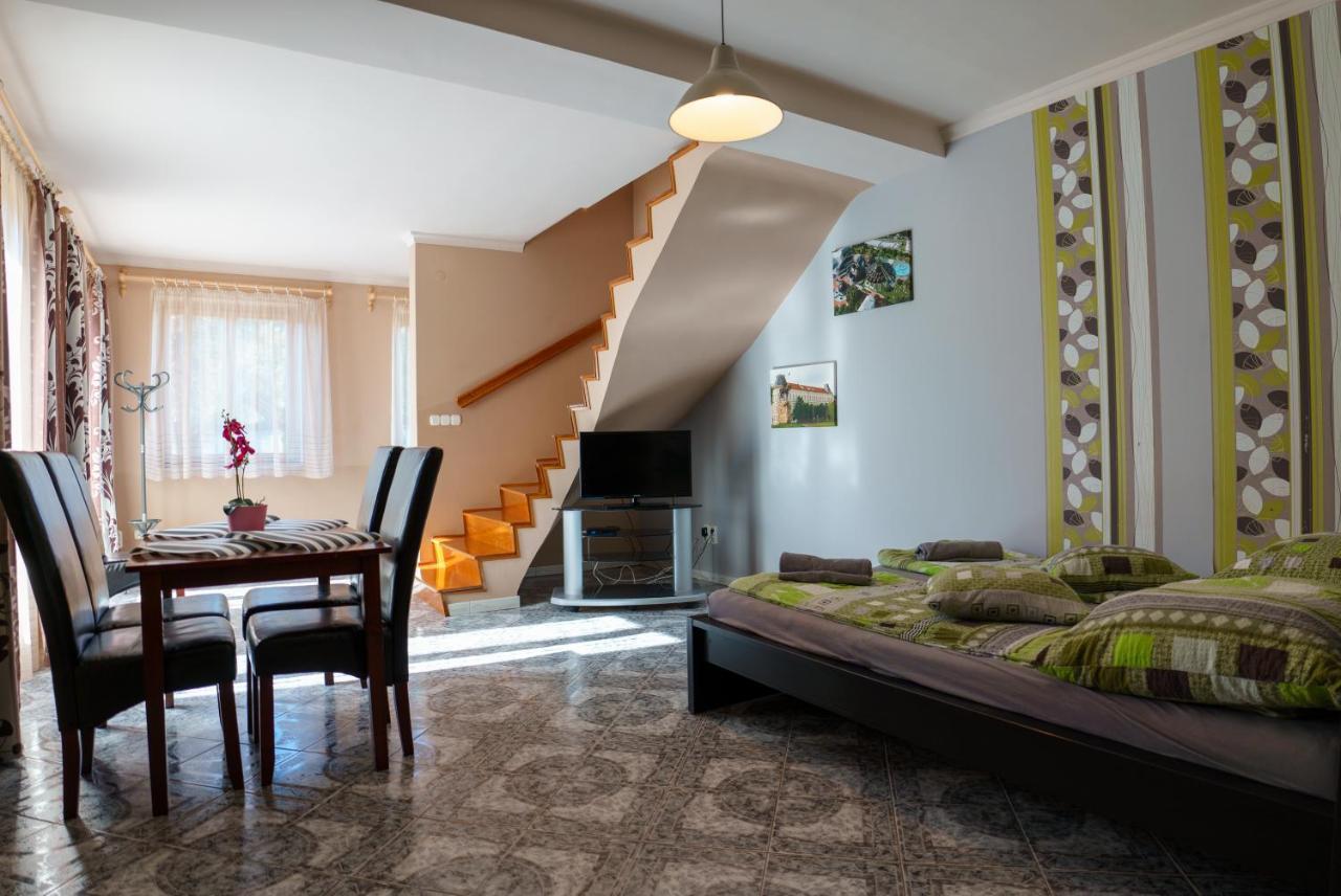 Aranyhid Vendeghaz Hotel Makó Buitenkant foto