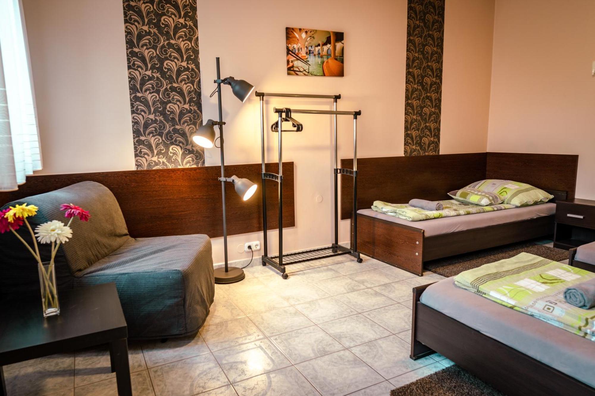 Aranyhid Vendeghaz Hotel Makó Buitenkant foto