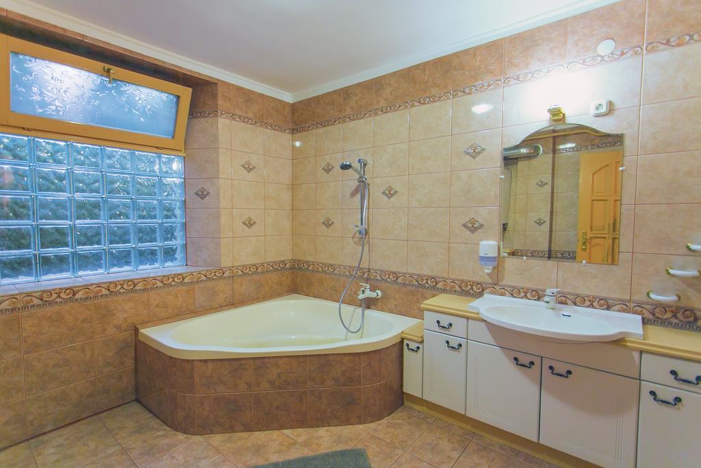 Aranyhid Vendeghaz Hotel Makó Buitenkant foto